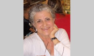 Delia Catullo Dra en Psicologia. Gerontologa. Directora Fundadora. Associaçao Ger-açòes Centro de Pesquisas de Açòes em Gerontología Email: delia@geracoes.org.br 